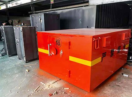 振安车载炸药箱